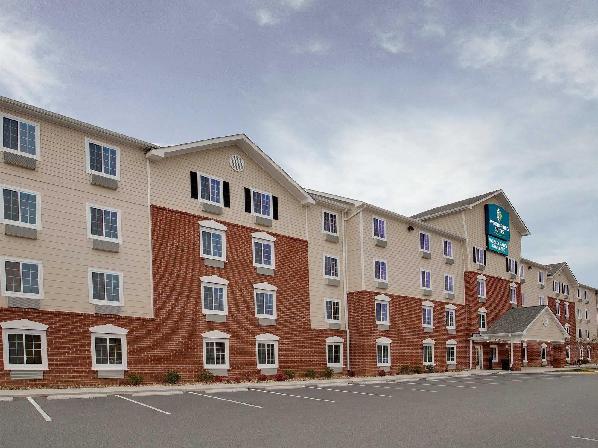 Woodspring Suites Fredericksburg Eksteriør billede