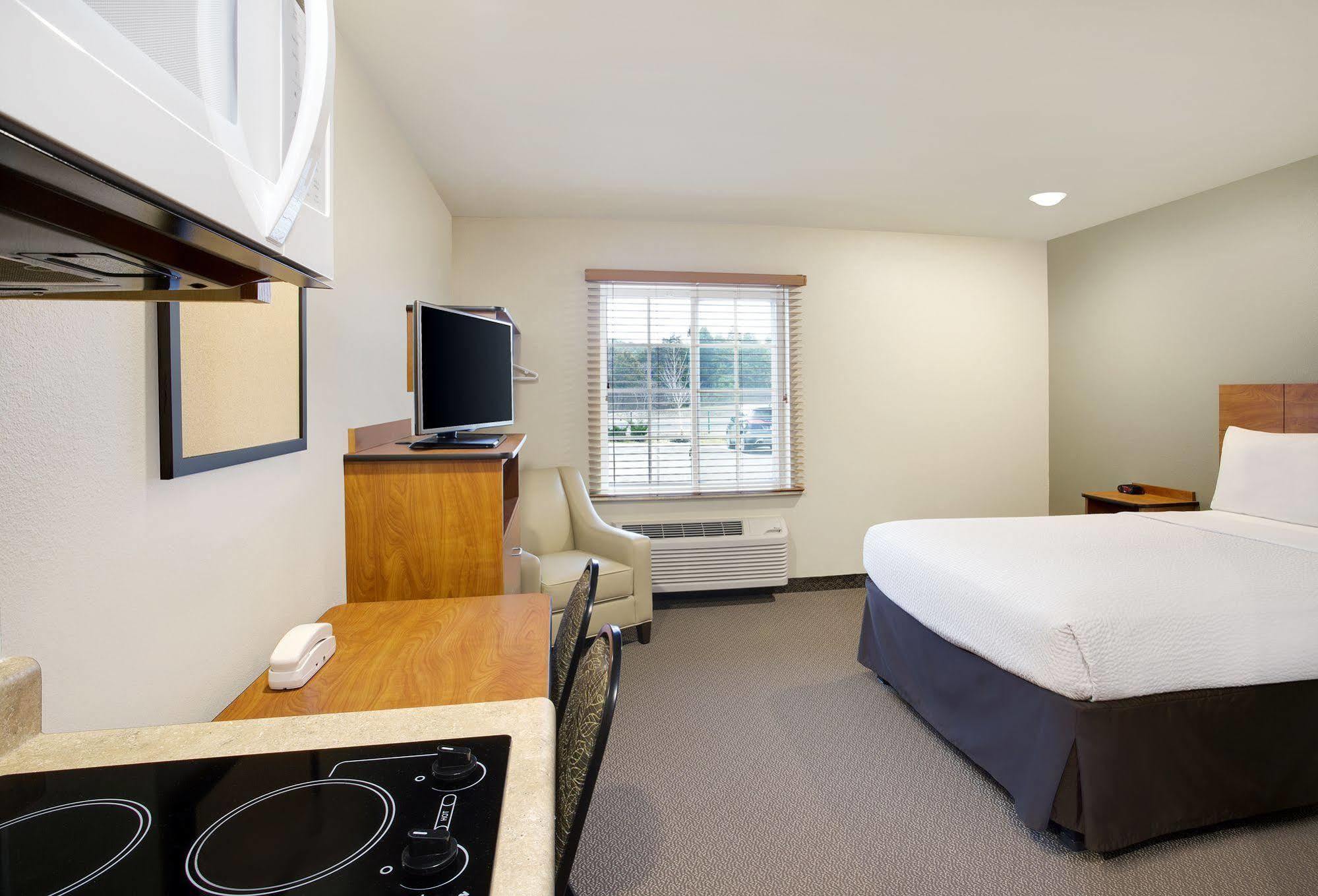 Woodspring Suites Fredericksburg Eksteriør billede